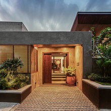Entry/Foyer
