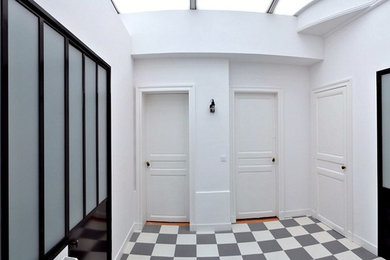 Contemporary home design in Bordeaux.