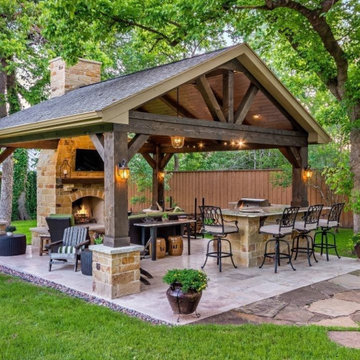 Luxury Outdoor Kitcken