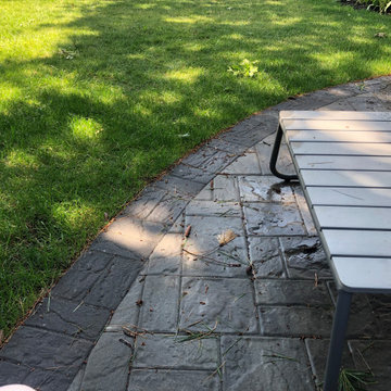 Englewood Shaded Garden