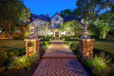 Traditional exterior home idea in Kansas City