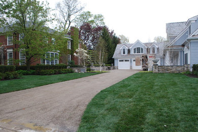 This is an example of a traditional landscaping in Detroit.