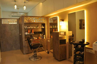NAHEK BEAUTY SALOON