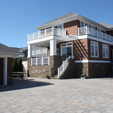 BEACH HOUSE