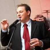 Dustin DeFrates's photo