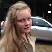 Isabella Mott's photo