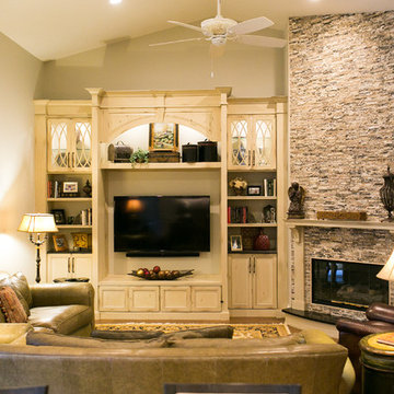 Traditional Living Room and Fireplace Remodel