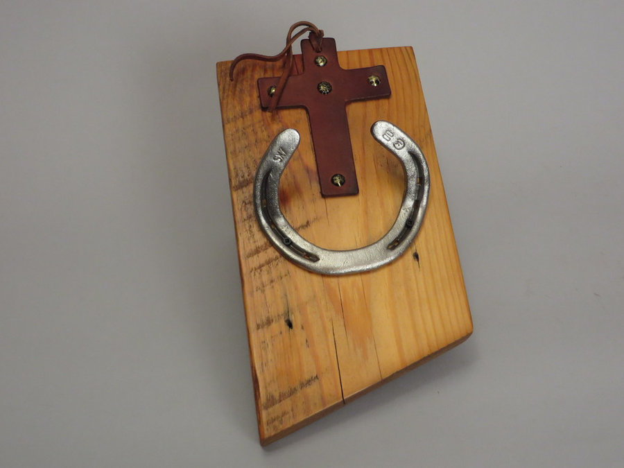 #R15027 Coat Rack Reclaimed Pine, horseshoes, leather.