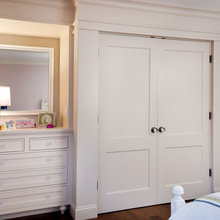 CLOSET DOOR MOLDING