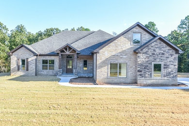 Craftsman exterior home idea in Little Rock