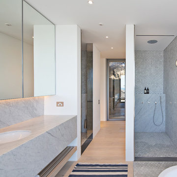 Contemporary Bathroom