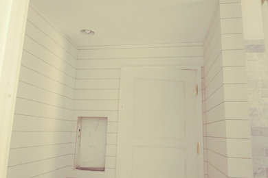 Bathroom - traditional bathroom idea in Miami