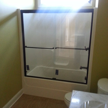 Sliding shower doors Frameless and Framed