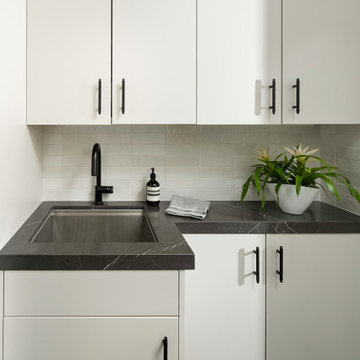 Simple Laundry Room