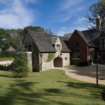 Mountain Brook Residence - 1