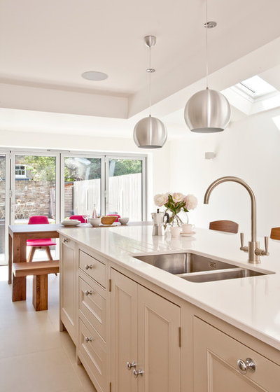 Contemporary Kitchen by A1 Lofts and Extensions