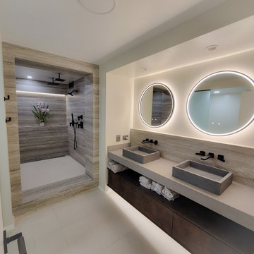 Modern Master Bathroom