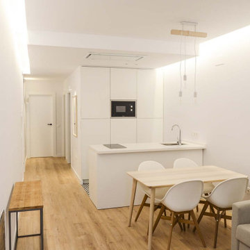 6 cocinas integrales para apartamentos turísticos en Sevilla