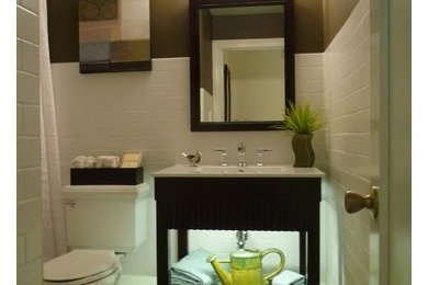 Example of an eclectic bathroom design in DC Metro