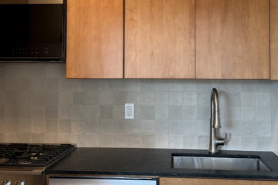 Kitchen - kitchen idea in New York