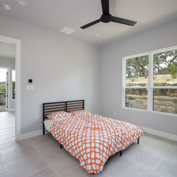 Modern: 4,950 ft², 4 BR/4 BA/2 ST home