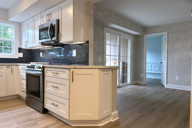 Inspiration for a contemporary kitchen remodel in DC Metro