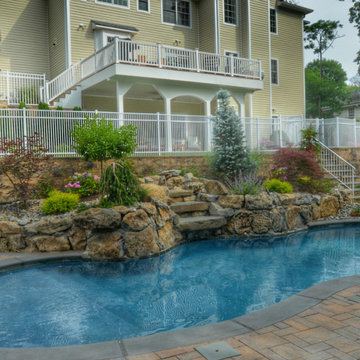 Multi-level Outdoor Space for the Entire Family