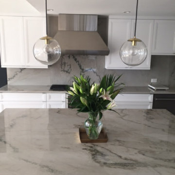 White Macaubas Cross Cut Version aka Calacatta Quartzite