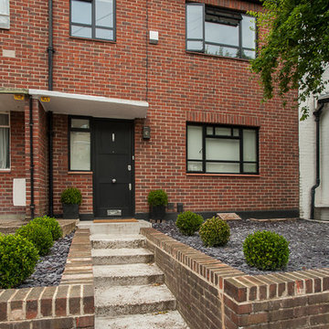 AG173_Balham Home