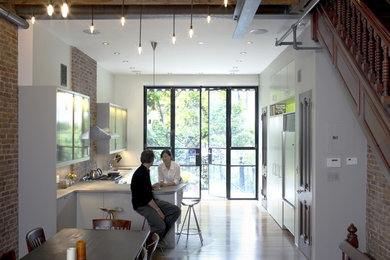 Inspiration for a contemporary kitchen remodel in New York