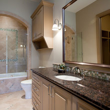 Bed room 2 (1st floor) bathroom