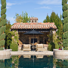 Áreas externas, jardins, piscinas, vistas