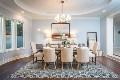 Inspiration for a transitional dining room remodel in Los Angeles