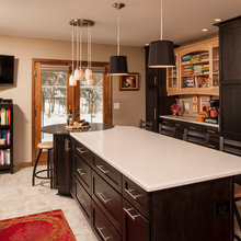 DECOR-Kitchen - Mixed Cabinets & Countertops