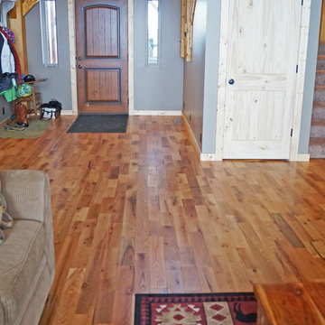 Red Oak Rustic 4" x 3/4" Solid Prefinished