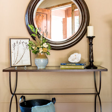 Entry tablescape