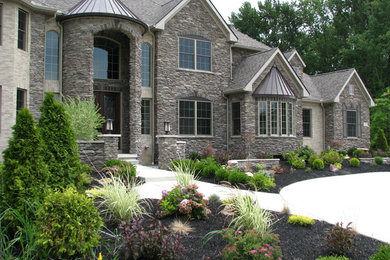 Home design - craftsman home design idea in Cleveland