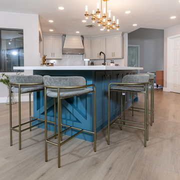 TRANSITIONAL LUXURY KITCHEN