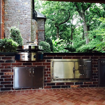 Outdoor Kitchens