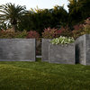 Resin Stone Modular Wedge Planter, Lead Gray, 24x24x24, Drainage