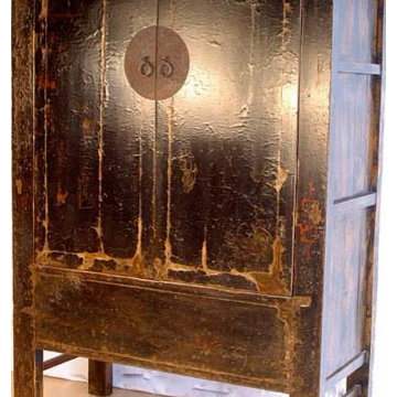 Theatrical Asian Antique Chinese 1700's black lacquered cabinet