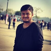 Aayush Doshi's photo