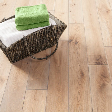 Laundry Room - Elegance White Wash, Solid, White Oak Hardwood