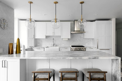 Example of a kitchen design in New York