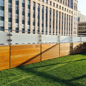Frosted glass railings in Chicago