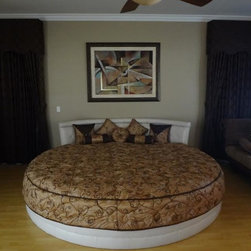 VK CUSTOM LIVING - Products