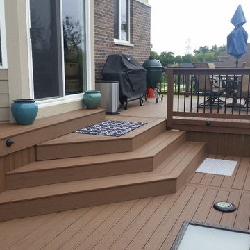 Multilevel deck