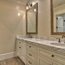 baseboards/crown molding