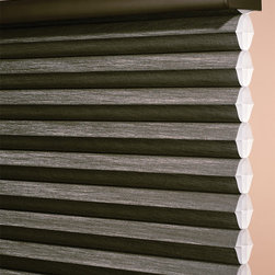 Hunter Douglas Alustra&reg; - Cellular Shades