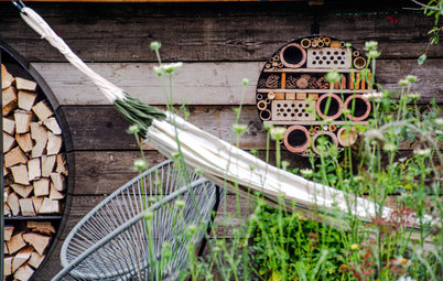 7 Ways to Stop Tidying Up for a Healthier Garden